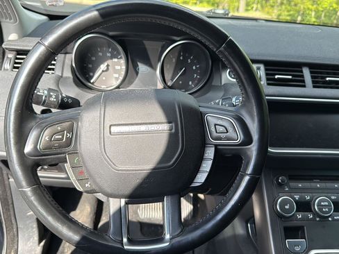 Used 2018 Land Rover Range Rover Evoque SE Premium AWD/4WD image 15