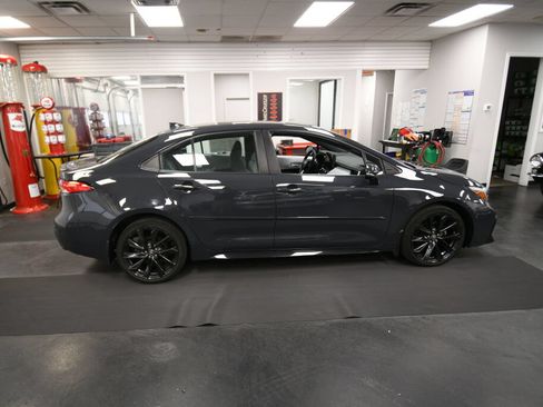 Used 2024 Toyota Corolla SE FWD image 9