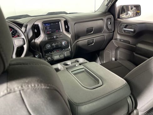 Used 2023 Chevrolet Silverado 1500 Custom Trail Boss AWD/4WD image 17