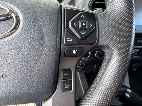 Used 2021 Toyota Tacoma TRD Off-Road image 20