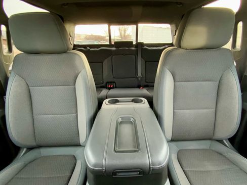 Used 2019 Chevrolet Silverado 1500 RST image 32