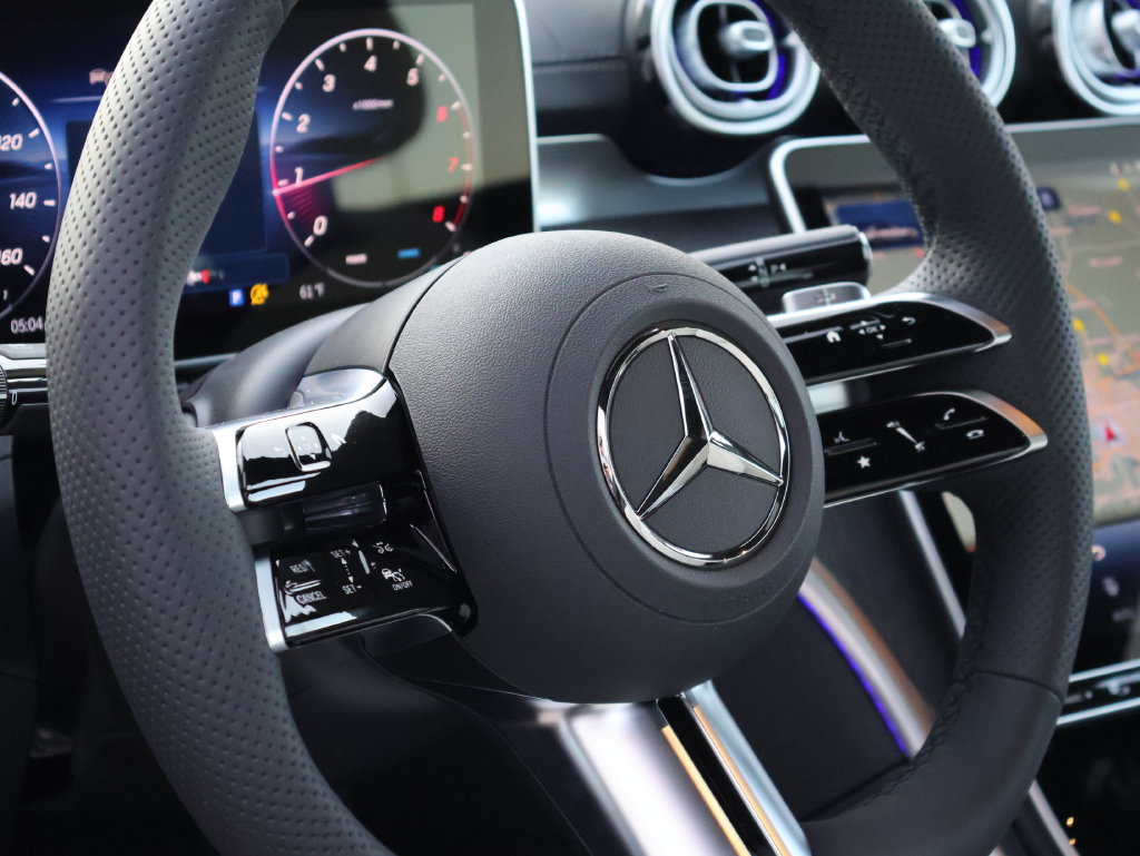 Used 2026 Mercedes-Benz C 300 4MATIC Sedan image 20