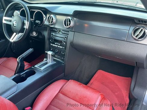 Used 2006 Ford Mustang GT RWD image 29