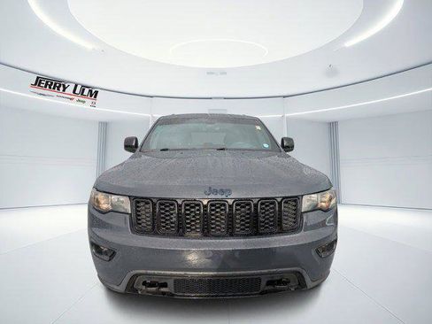 Certified 2018 Jeep Grand Cherokee Laredo image 7