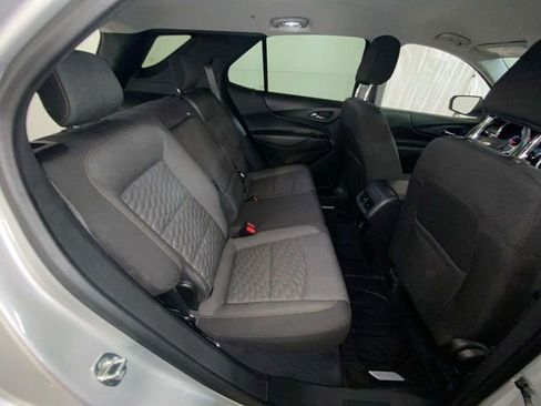 Used 2020 Chevrolet Equinox LT w/ Driver Convenience Package FWD image 12