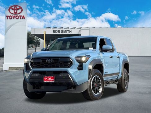 New 2026 Toyota Tacoma TRD Off-Road image 2