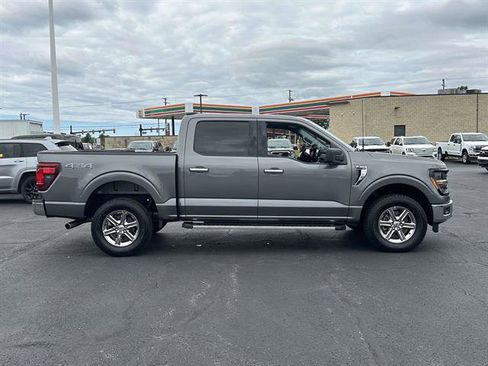 Used 2024 Ford F150 XLT AWD/4WD image 2