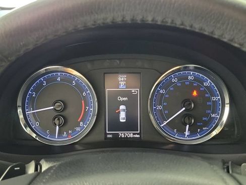 Used 2017 Toyota Corolla SE FWD image 27