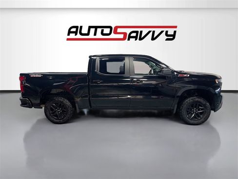 Used 2022 Chevrolet Silverado 1500 LT Trail Boss w/ Convenience Package II image 8