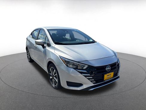 Used 2025 Nissan Versa SV FWD image 1