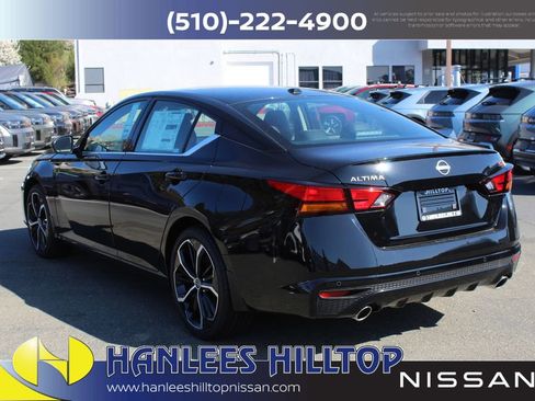 New 2025 Nissan Altima 2.5 SR w/ SR Premium Package image 9