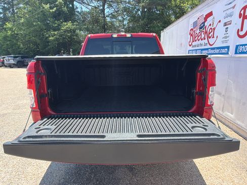 Used 2019 RAM 1500 Big Horn AWD/4WD image 16