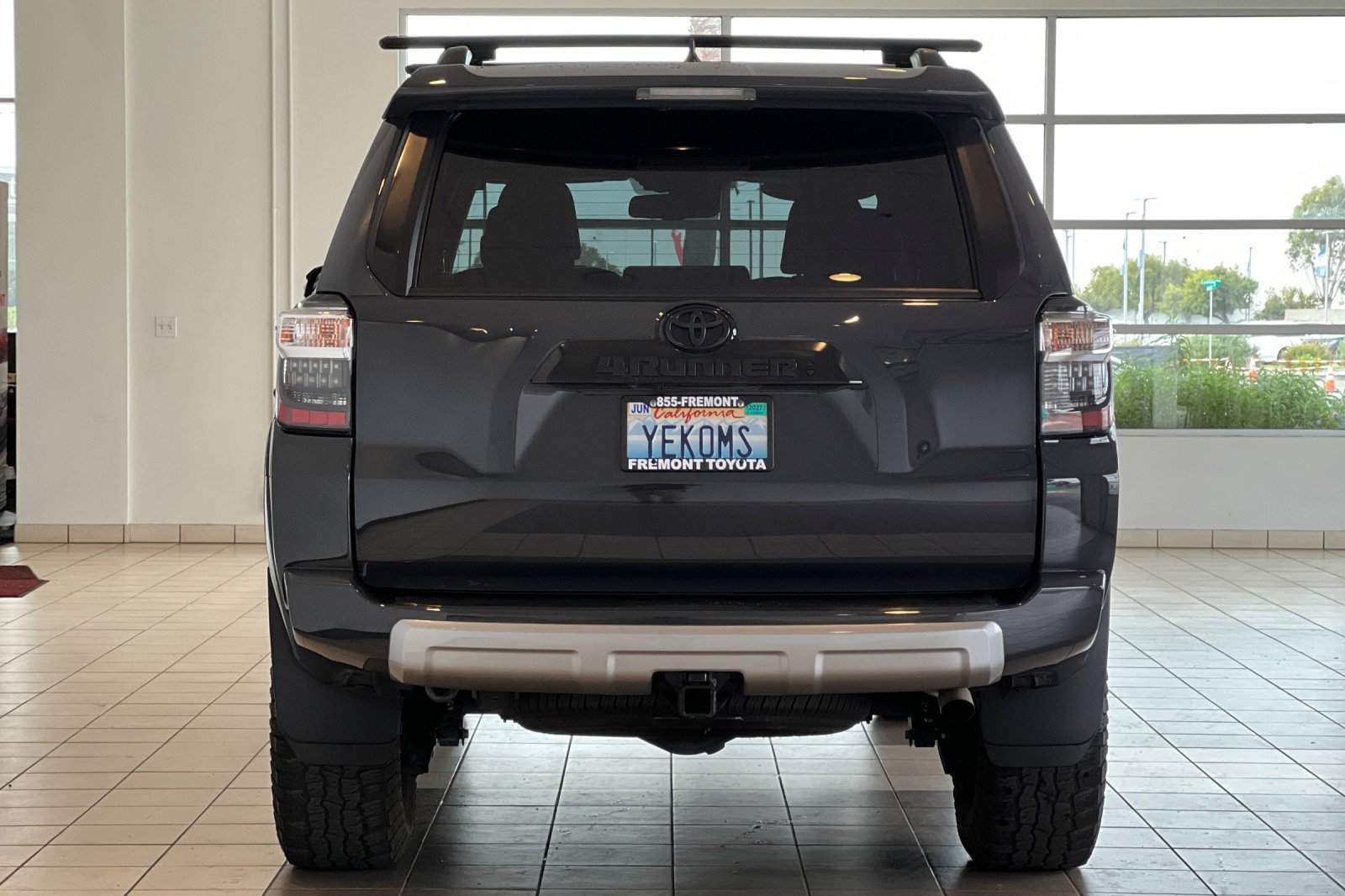 Used 2024 Toyota 4Runner TRD Off-Road Premium AWD/4WD image 5