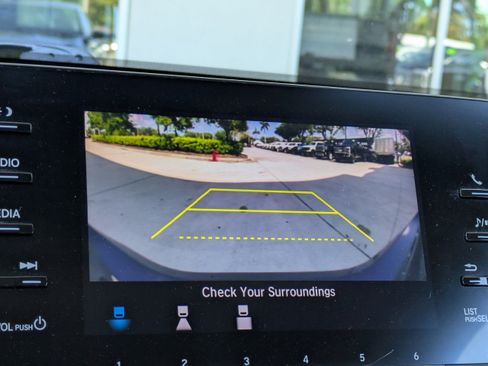 Used 2019 Honda Accord LX image 20