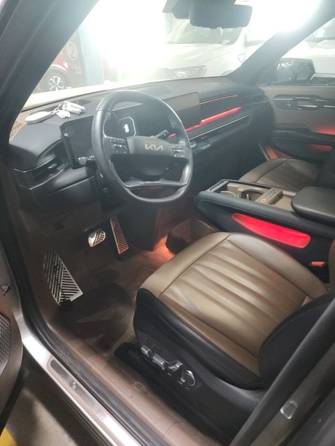 Certified 2024 Kia EV9 GT-Line AWD/4WD image 7