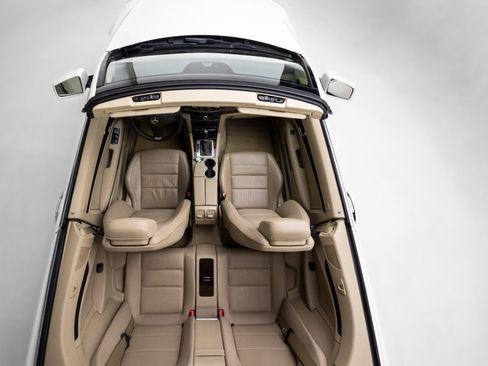 Used 2011 Mercedes-Benz E 550 Cabriolet image 13