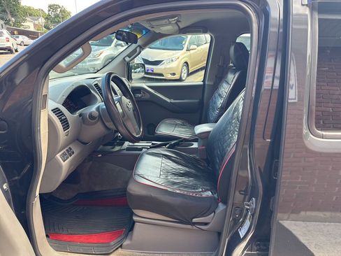 Used 2012 Nissan Frontier SV AWD/4WD image 21