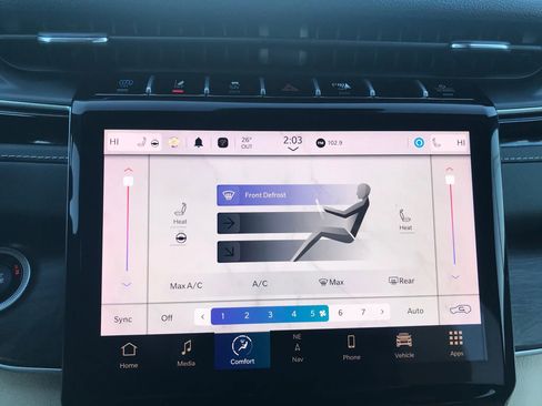 Used 2023 Jeep Grand Cherokee Sport Utility 4D image 25