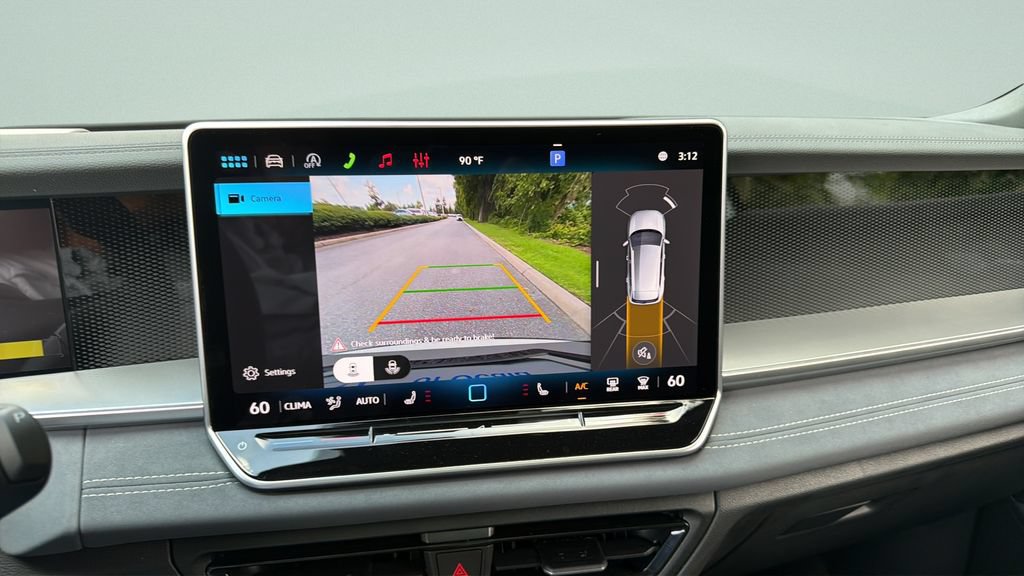 New 2026 Volkswagen Tiguan SE R-Line FWD image 14