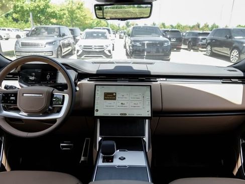 New 2026 Land Rover Range Rover SE AWD/4WD image 18