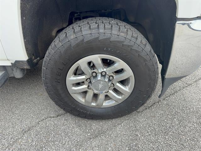 Used 2016 Chevrolet Silverado 2500 LT w/ LT Convenience Package AWD/4WD image 11