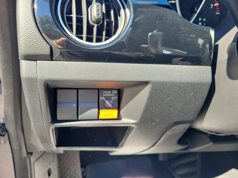 Used 2008 MAZDA MX-5 Miata Sport image 20