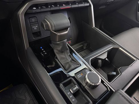 Used 2025 Toyota Tundra Limited image 20