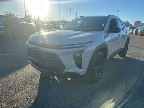 New 2026 Chevrolet Trax ACTIV w/ Driver Confidence Package FWD image 8