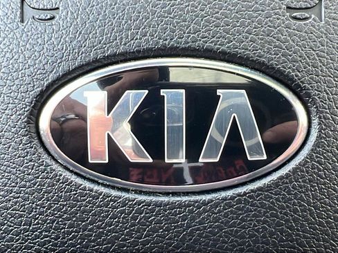 Used 2021 Kia Sportage S w/ S AWD Premium Package image 32