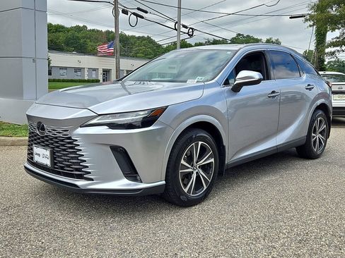 Used 2023 Lexus RX 350 Premium w/ Accessory Package AWD/4WD image 3