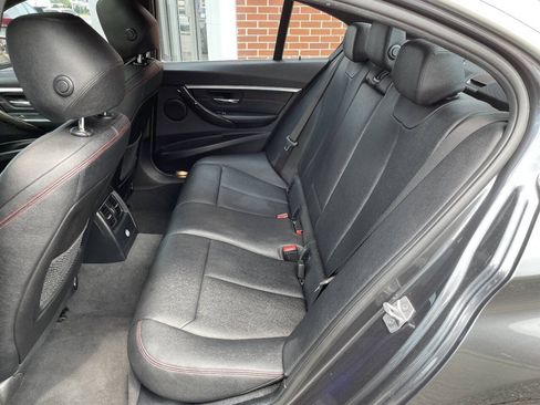 Used 2017 BMW 330i Sedan w/ Premium Package RWD image 31