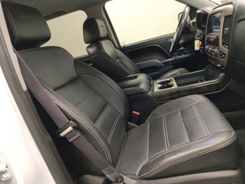 Used 2016 GMC Sierra 1500 Denali w/ Denali Ultimate Package AWD/4WD image 21