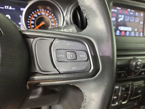 Used 2022 Jeep Gladiator Sport AWD/4WD image 23