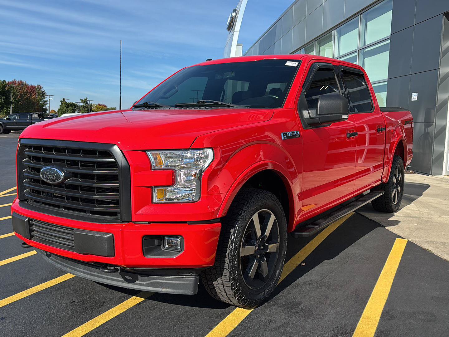 Used 2017 Ford F150 XLT w/ Equipment Group 302A Luxury AWD/4WD image 3