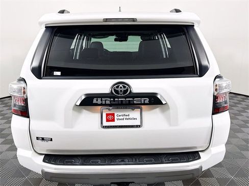 Used 2021 Toyota 4Runner TRD Off-Road Premium image 22