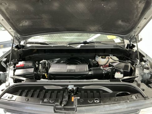 Used 2024 Chevrolet Silverado 1500 LT AWD/4WD image 25