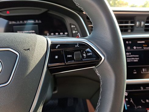 Certified 2025 Audi A6 Premium Plus w/ Premium Plus Package image 24