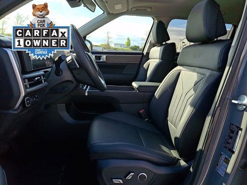 Certified 2025 Hyundai Santa Fe XRT AWD/4WD image 17