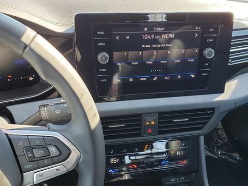 New 2026 Volkswagen Jetta SE image 11