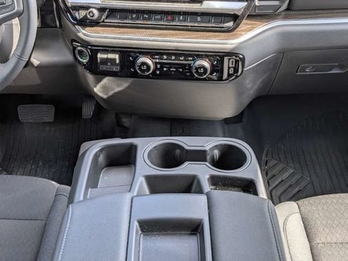 Used 2026 Chevrolet Silverado 2500 LT w/ Safety Package AWD/4WD image 18