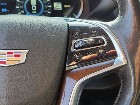 Used 2019 Cadillac Escalade Premium Luxury w/ Escalade Sport Edition AWD/4WD image 31