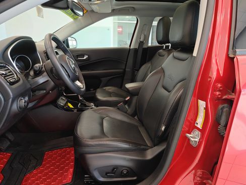 Used 2018 Jeep Compass Limited w/ Navigation Group FWD image 10