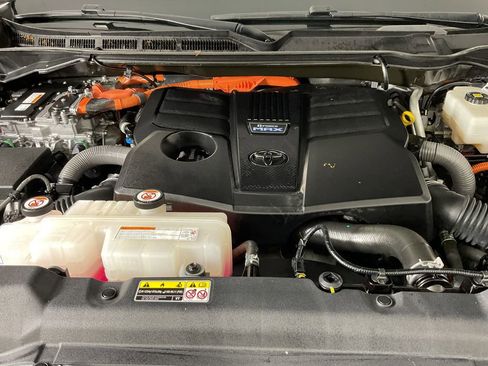 Certified 2023 Toyota Sequoia SR5 image 30