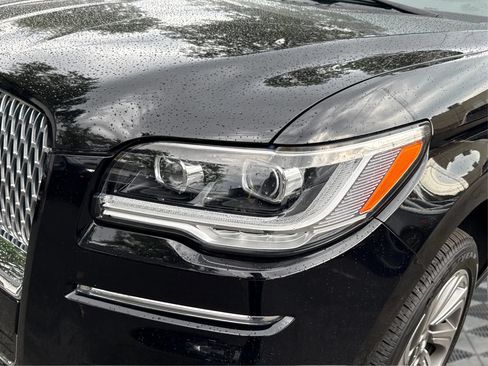 Used 2022 Lincoln Navigator L Reserve AWD/4WD image 26