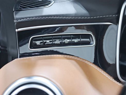 Used 2017 Mercedes-Benz S 550 Cabriolet image 15