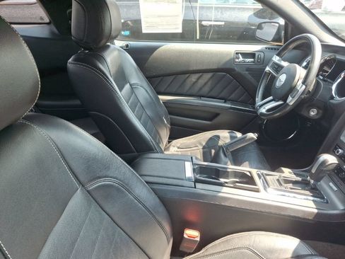 Used 2014 Ford Mustang GT RWD image 12