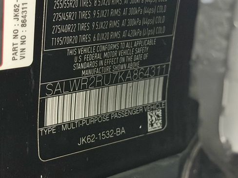 Used 2019 Land Rover Range Rover Sport HSE image 32