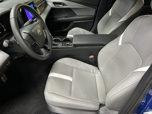 Certified 2026 Toyota Camry SE w/ Convenience Package FWD image 65
