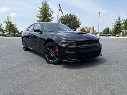 Used 2023 Dodge Charger GT w/ Blacktop Package AWD/4WD image 6