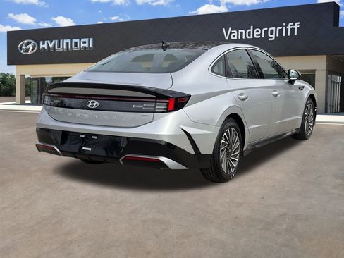 Used 2026 Hyundai Sonata Limited image 16